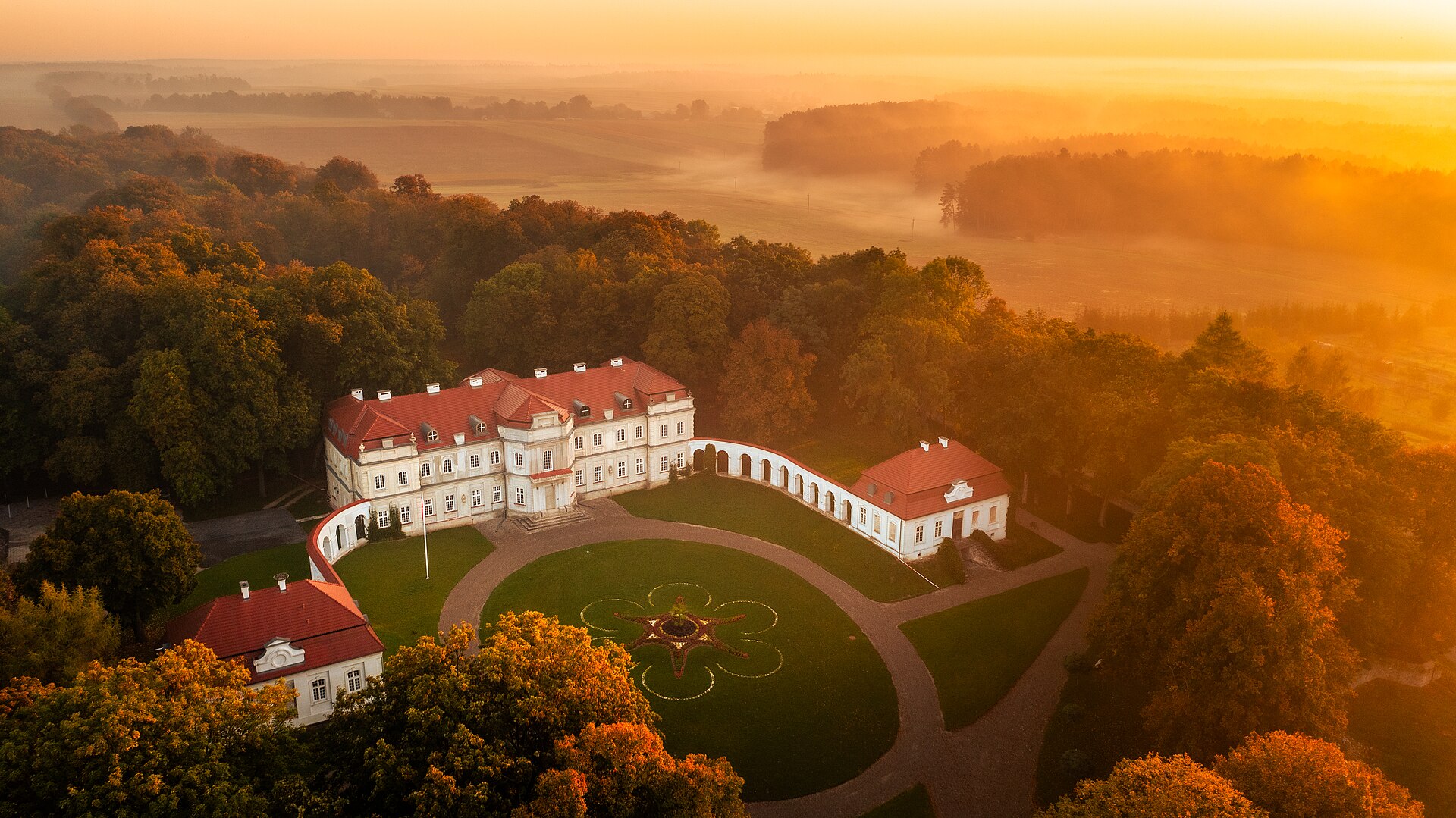 Pałac Łosiów w Narolu